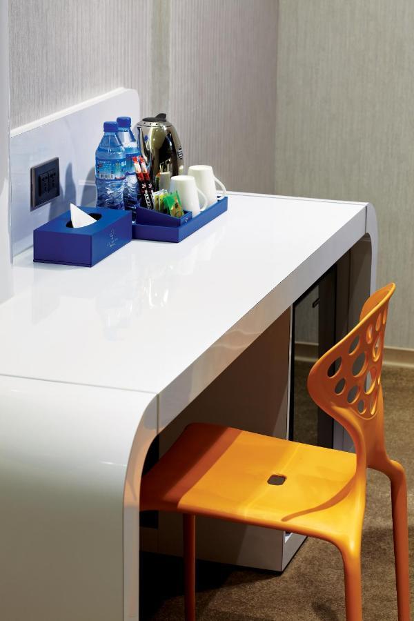 Airline Inn Green Park Way Taichung Luaran gambar