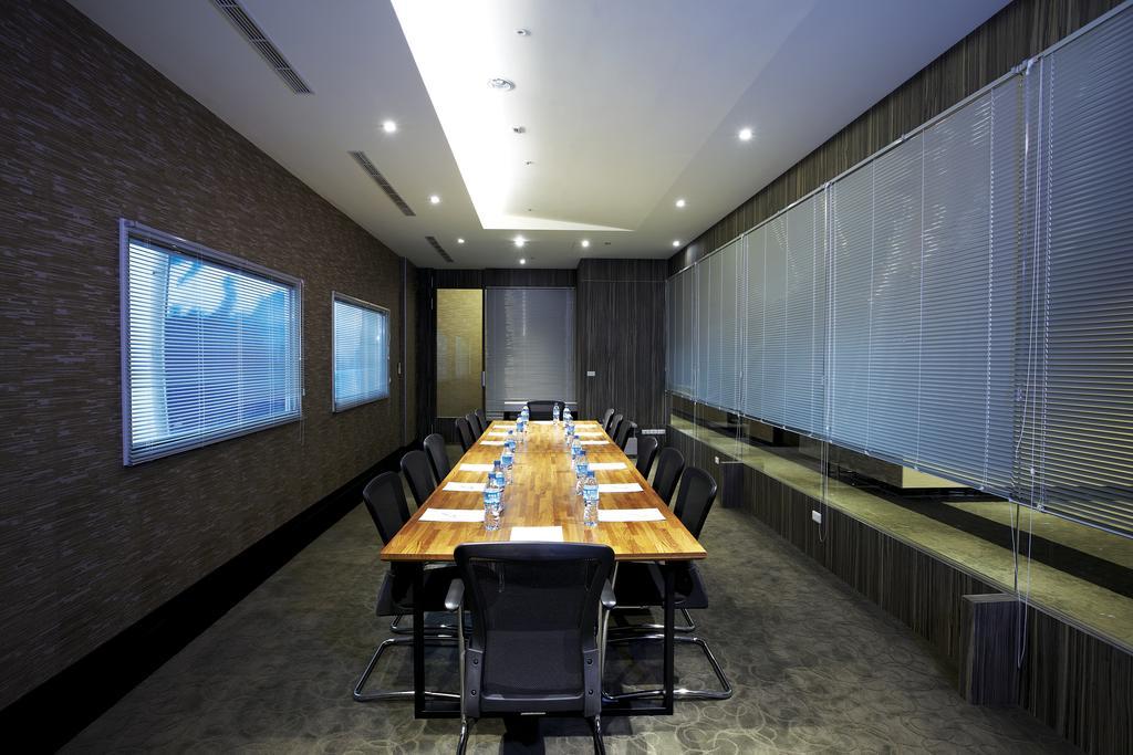 Airline Inn Green Park Way Taichung Luaran gambar