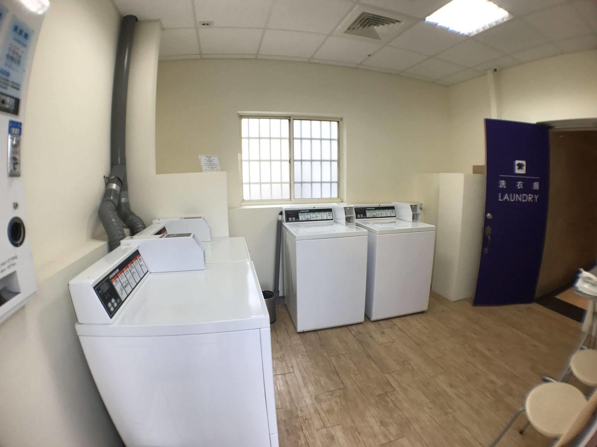 Airline Inn Green Park Way Taichung Luaran gambar